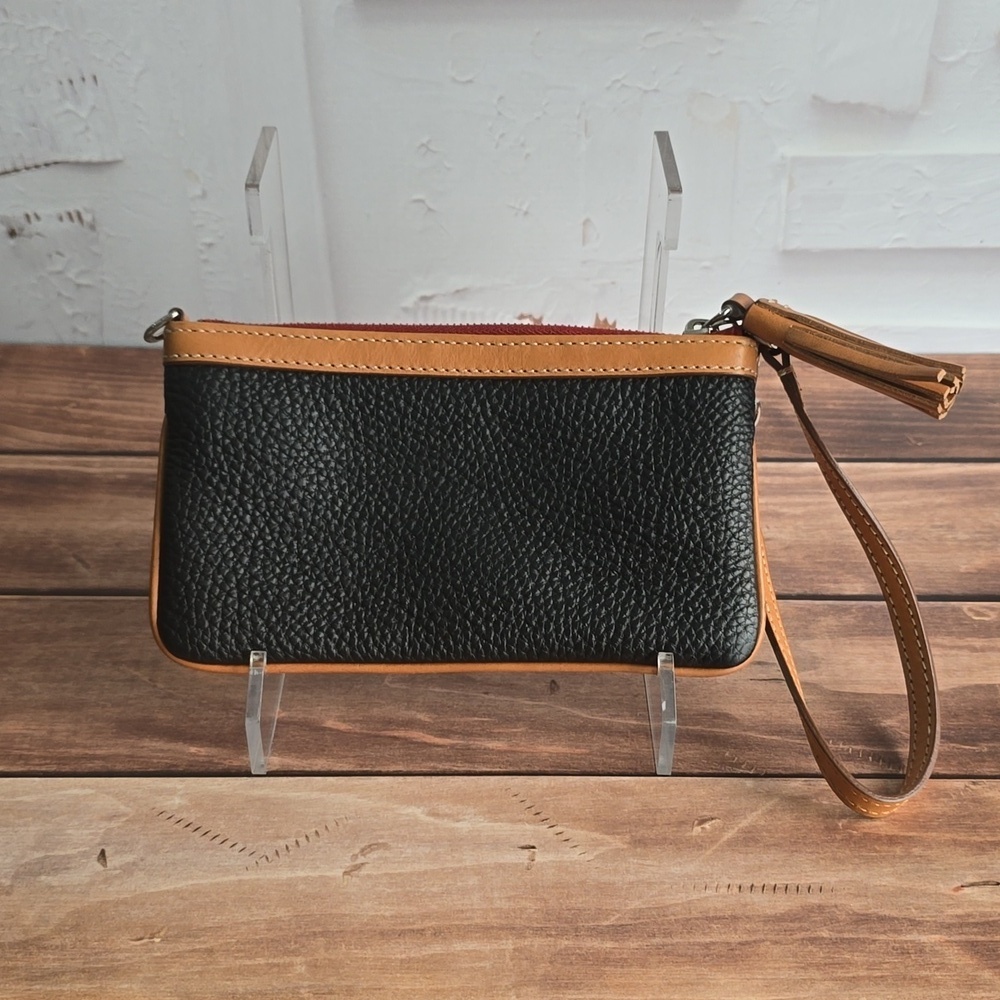 DOONEY & BOURKE PEBBLE GRAIN HANDBAG WRIST - Picture 4 of 9
